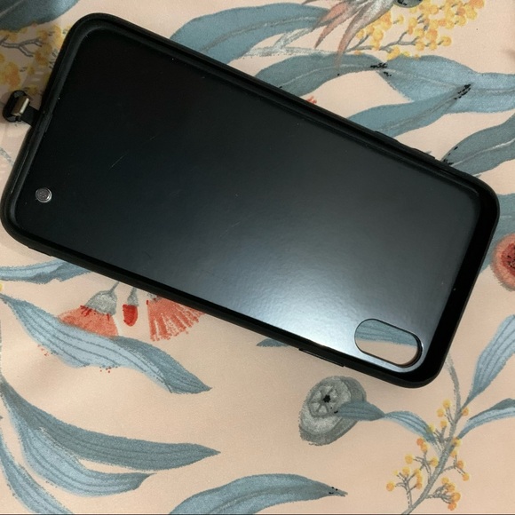 iPhone XS Max case - Picture 3 of 4
